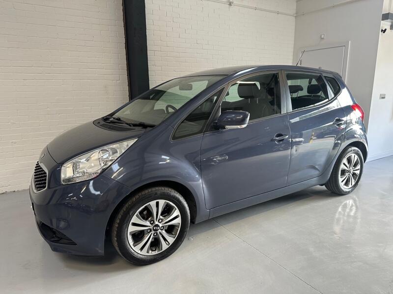 KIA VENGA
