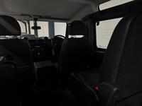 LAND ROVER DEFENDER 90