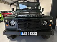 LAND ROVER DEFENDER 90