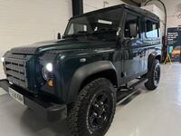 LAND ROVER DEFENDER 90