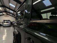 LAND ROVER DEFENDER 90