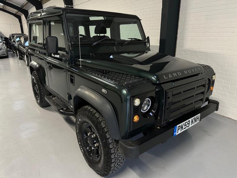 LAND ROVER DEFENDER 90