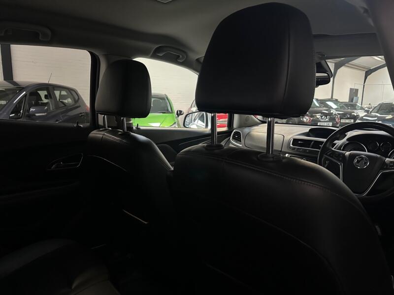 VAUXHALL MOKKA