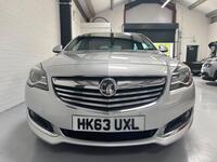 VAUXHALL INSIGNIA