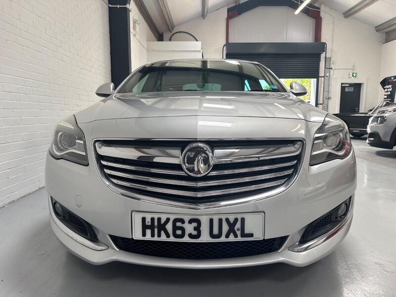 VAUXHALL INSIGNIA