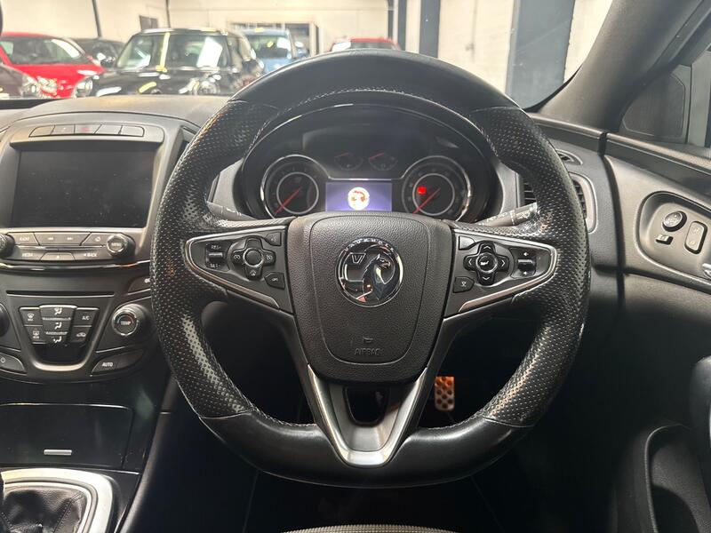 VAUXHALL INSIGNIA