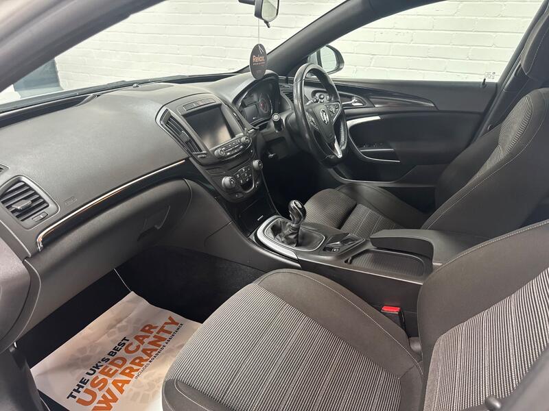 VAUXHALL INSIGNIA
