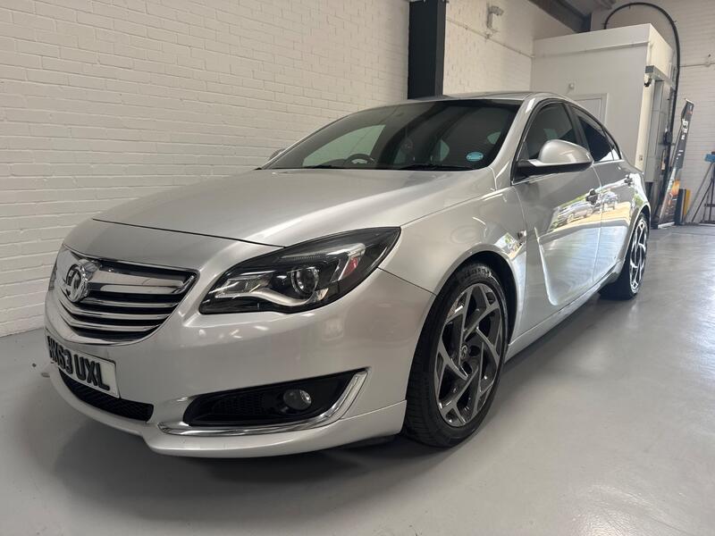 VAUXHALL INSIGNIA