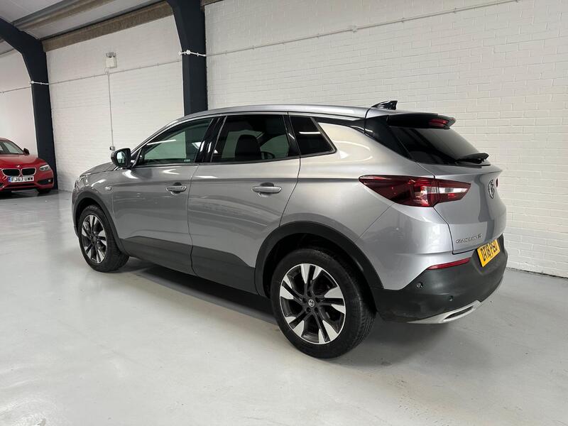 VAUXHALL GRANDLAND X