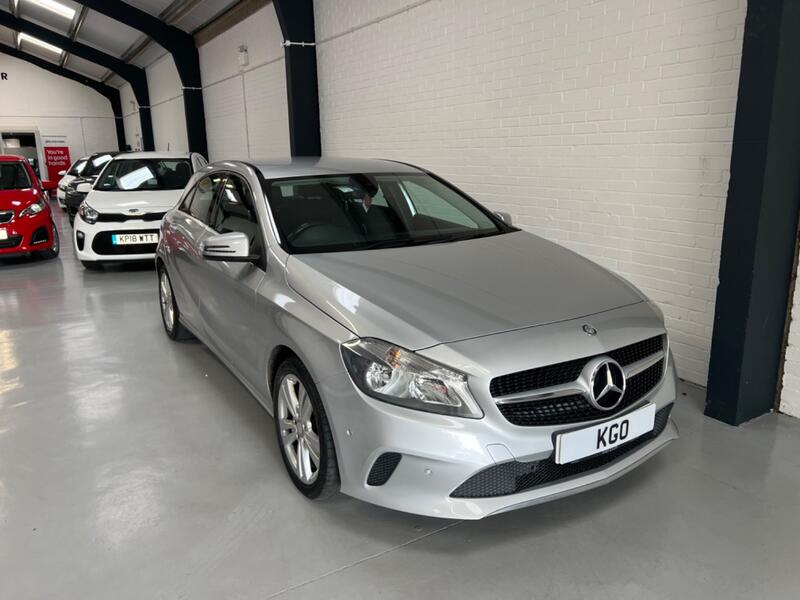 MERCEDES-BENZ A CLASS 1.5 A180d Sport (2017/17)